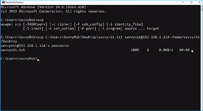 escribe la línea de comandos para transferir entre dos sistemas remotos
